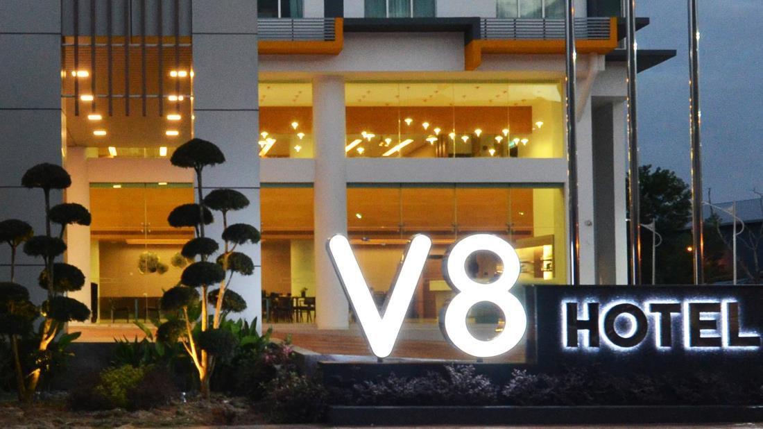 V8 Hotel Skudai Exteriér fotografie